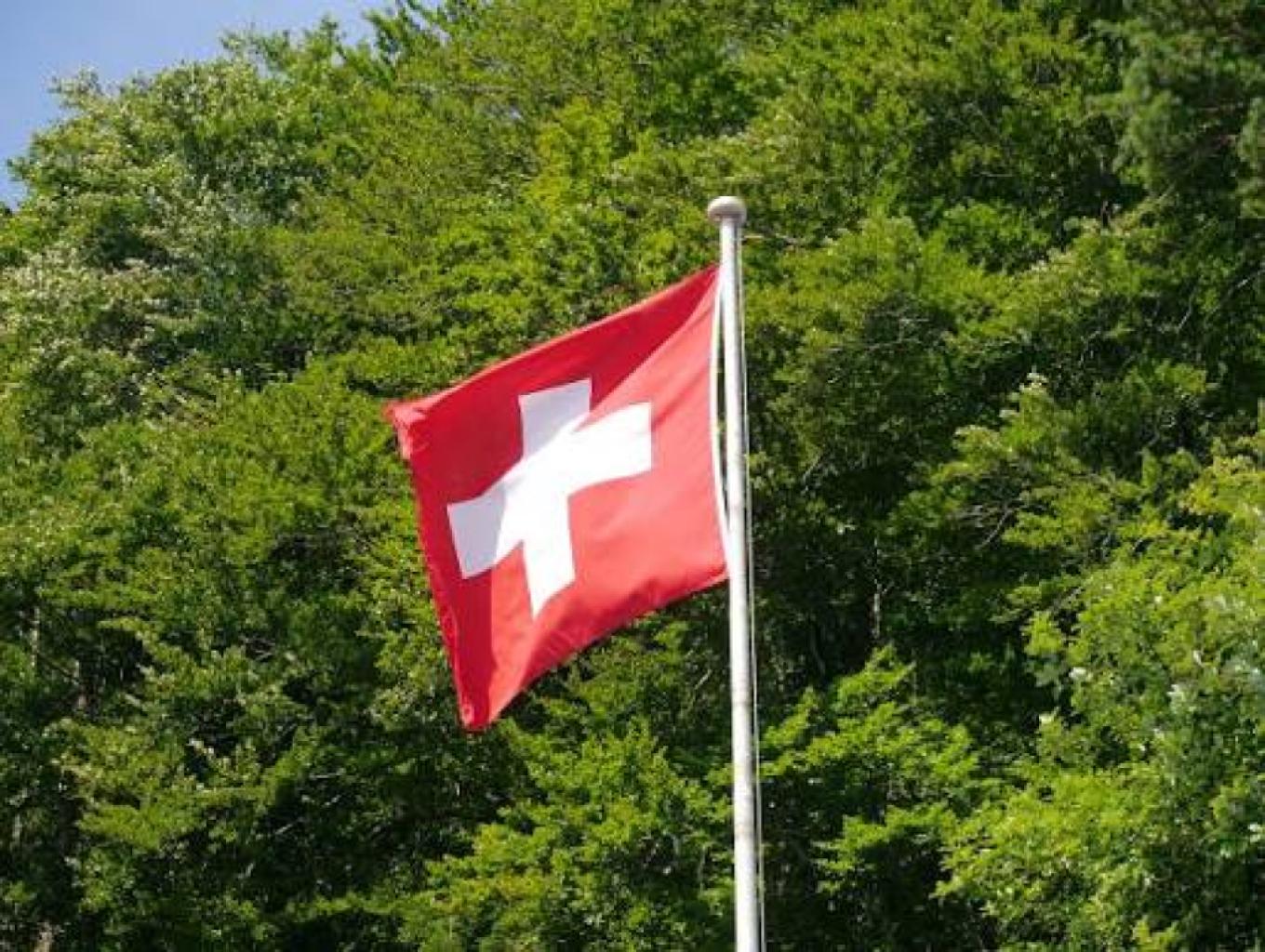 Les Suisses rejettent le plafonnement démographique à 10 millions d’habitants avec 55% contre