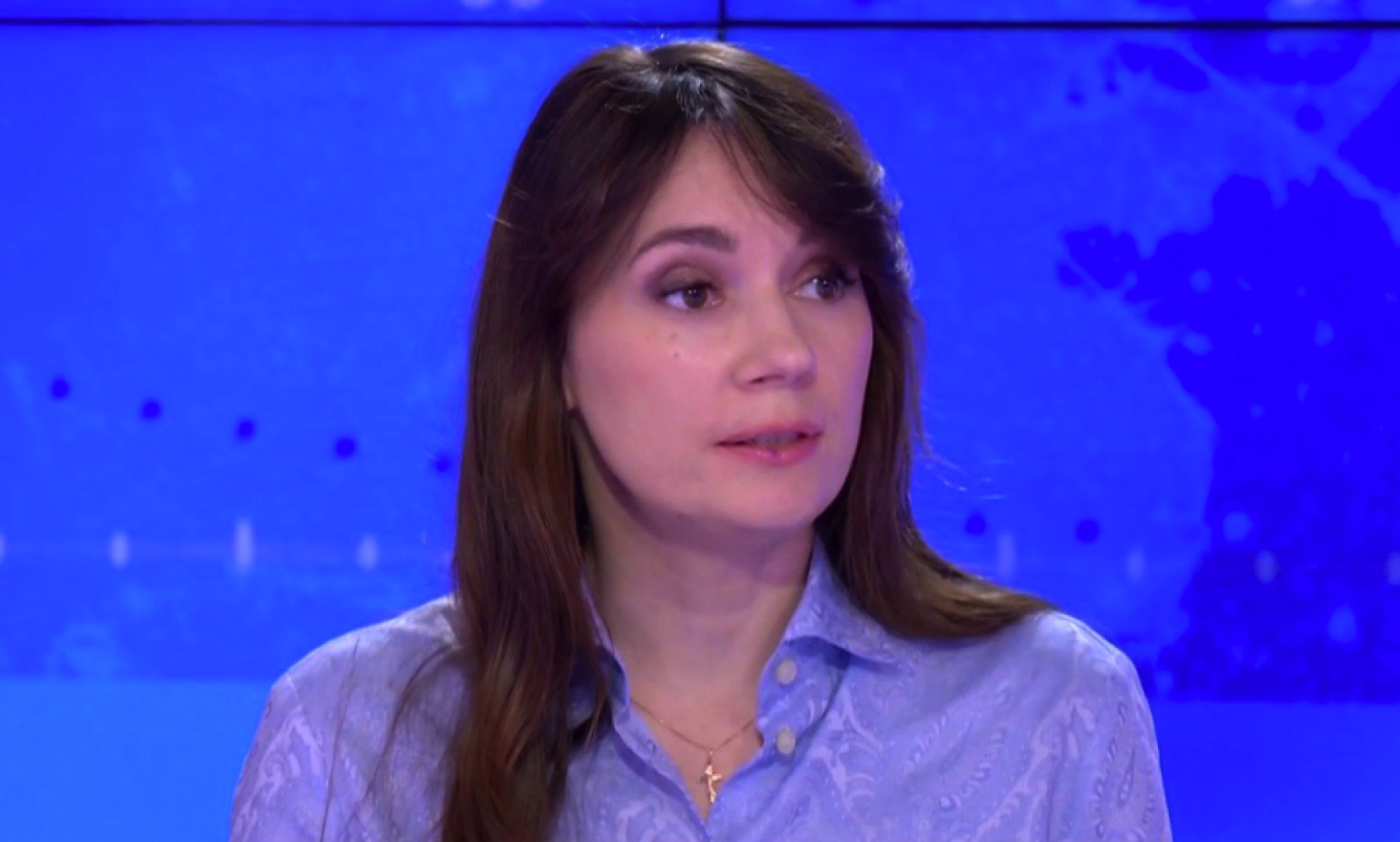 Frontières - Xenia Fedorova, chroniqueuse prorusse, visée par un arrêté d'expulsion
