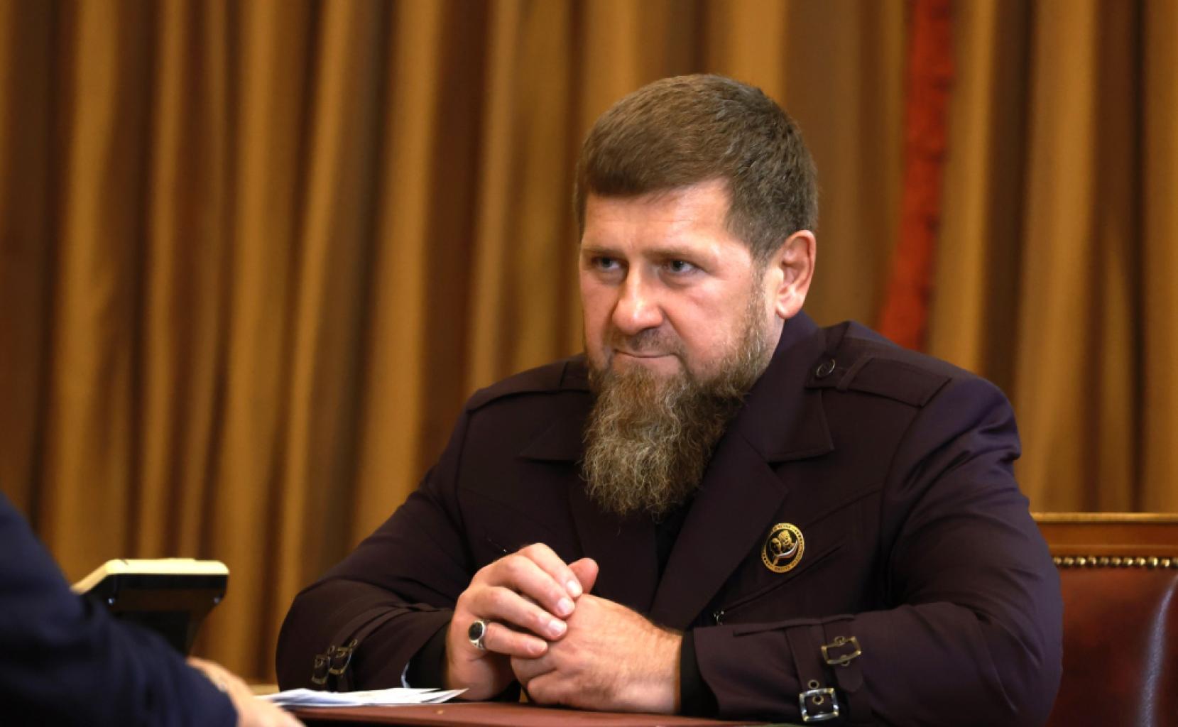 Tchétchénie : Ramzan Kadyrov réélu avec 99,85 % des voix dans une parodie électorale